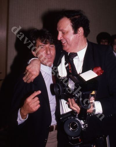 Ron Galella, Dustin Hoffman 1982, NY  cliff.jpg